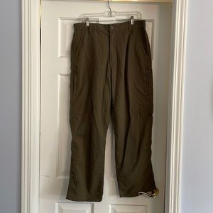EUC. Lightweight REI pants. 34x30